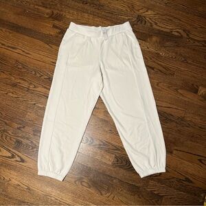 NWT Lou and Grey High Rise Scubasoft Pull On Cream Joggers Sweatpants Women Sz L